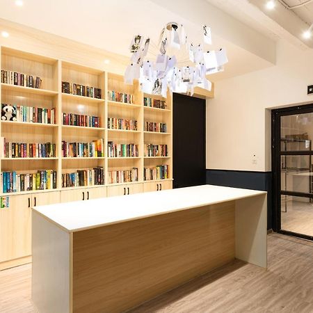Hello Chengdu International Youth Hostel Εξωτερικό φωτογραφία