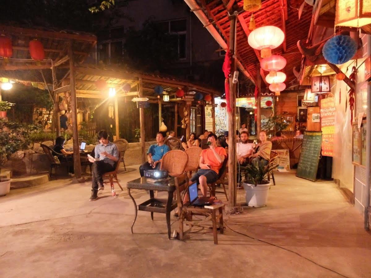 Hello Chengdu International Youth Hostel Εξωτερικό φωτογραφία