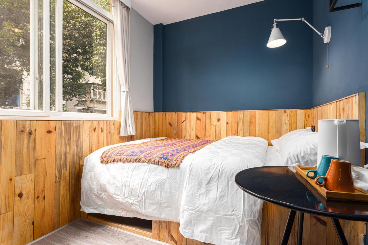 Hello Chengdu International Youth Hostel Εξωτερικό φωτογραφία