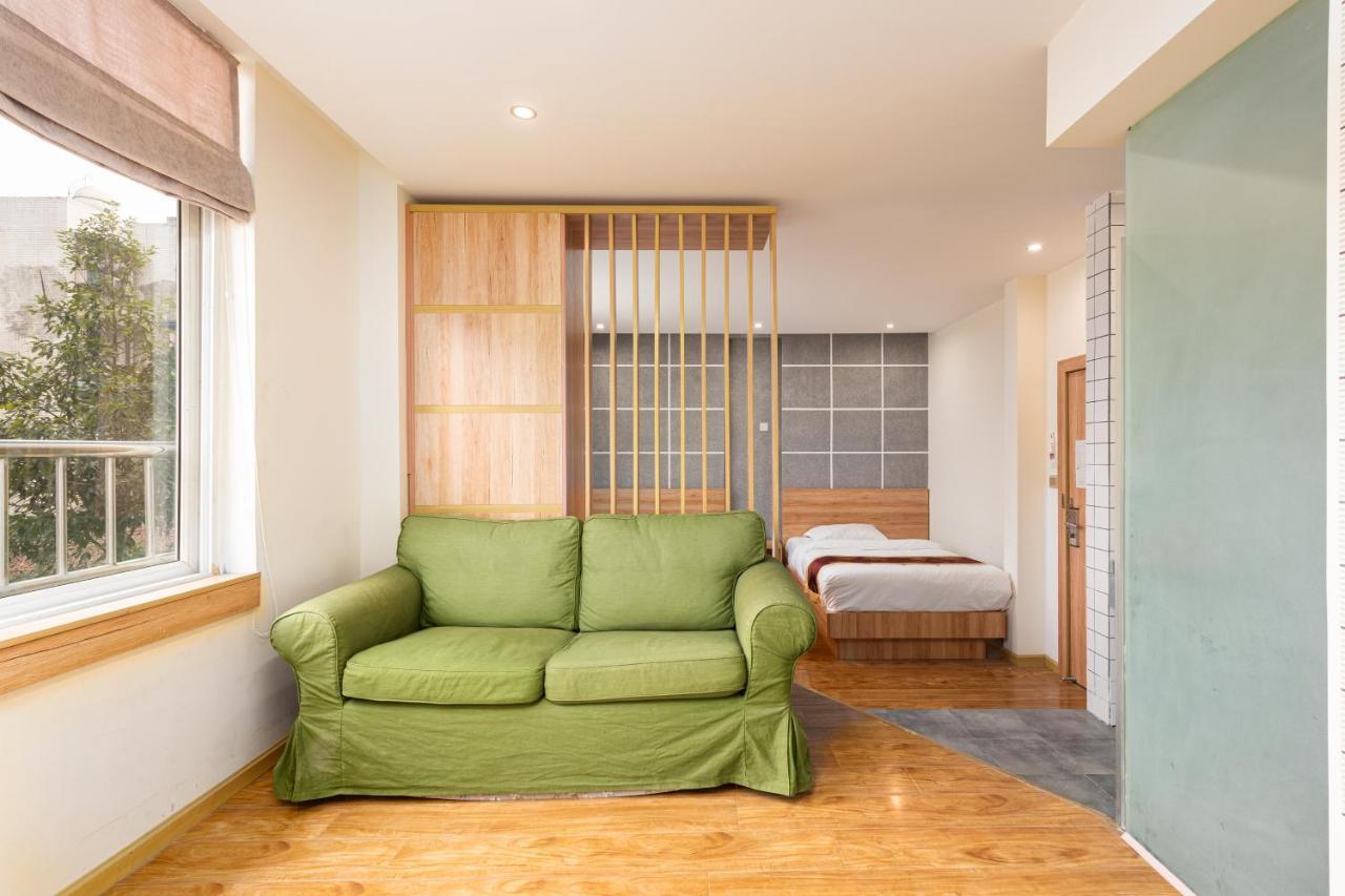 Hello Chengdu International Youth Hostel Εξωτερικό φωτογραφία
